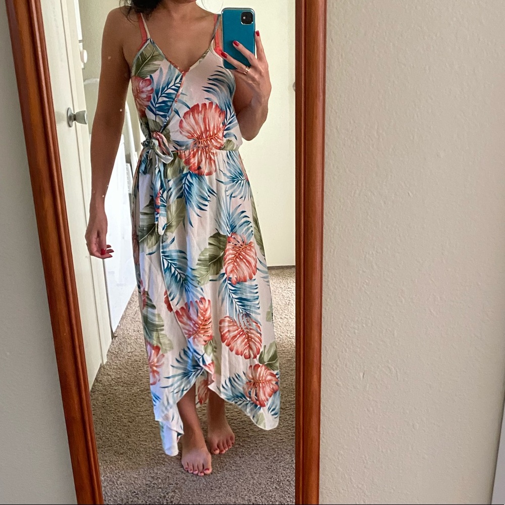 Tropical leaf print long dress